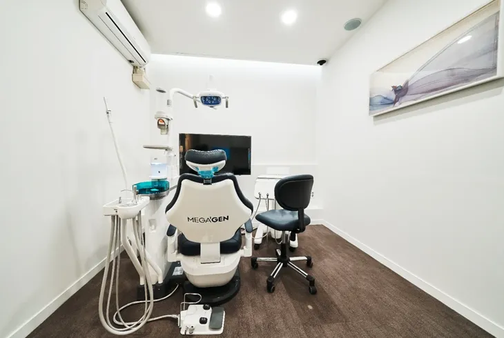 서울페이스21치과병원/얼굴비대칭 교정&양악수술