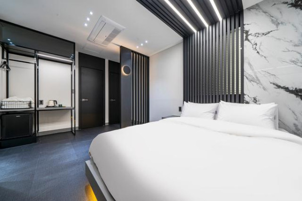 부산 서면 레이나 호텔