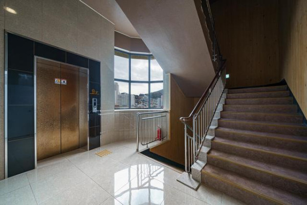 부산 샤이어 호텔