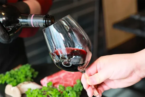 청담동화천청담점에서 정통 한우갈비를 맛보세요