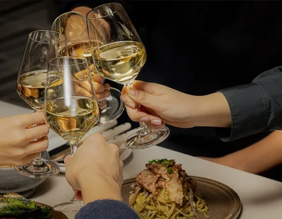 심파티쿠스 서울역점 | 고급 다이닝 & 와인 바 - Thumbnail