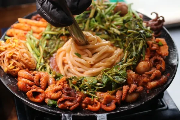 레트로풍의 매콤한 주꾸미집ㅣ열정도 쭈꾸미