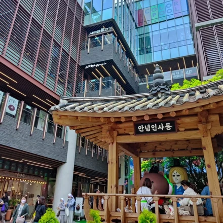 외국인 전용 서울 일일 투어 (전통 매듭 공예, 인사동 & 북촌, 럭셔리 스파)