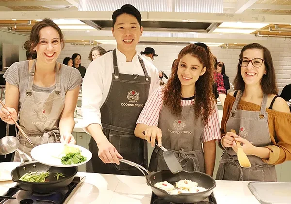 서울 K-푸드 & K-뷰티 1일 체험