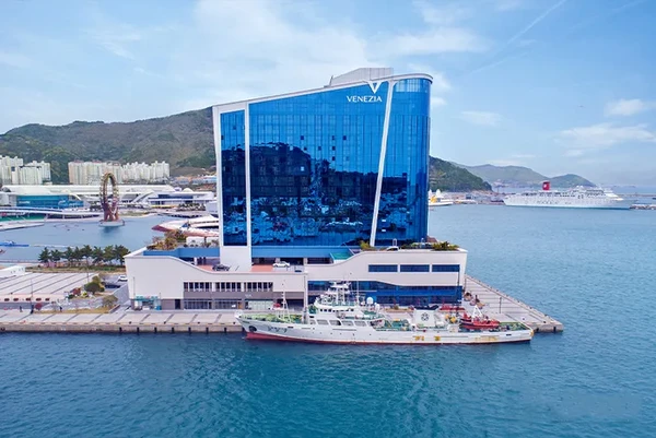 여수 베네치아 호텔 앤 스위트 (4성급 또는 동급)