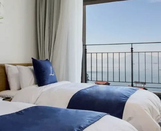 남해 라피스 호텔 (3성급 또는 동급)