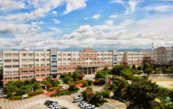 영진전문대학교