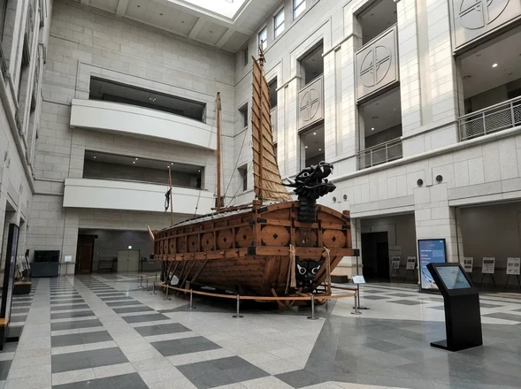 외국인 전용 서울 일일 투어 – 창덕궁, 전쟁기념관, 서울스카이