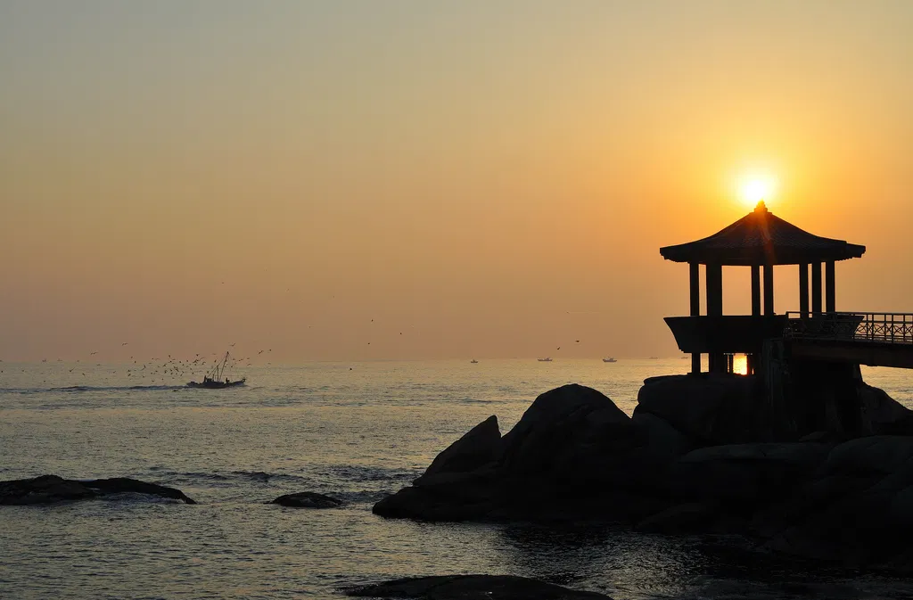 한국 인플루언서 4박 5일 투어 – 서울 민속촌 & 에버랜드 · 강원: 남이섬 & 설악산 (노쇼핑 / 노옵션 / 노팁)