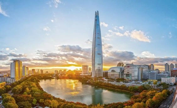 외국인을 위한 서울 일일 투어 1일 - 창덕궁, 전쟁기념관, 서울스카이