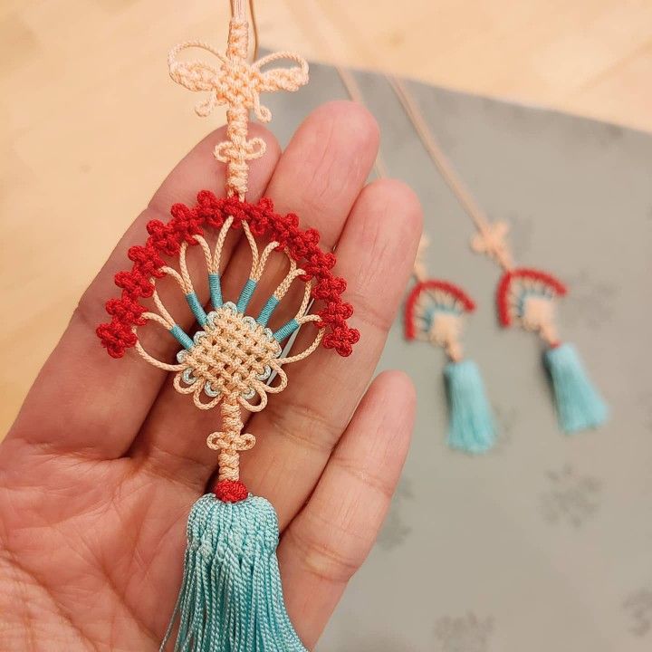 외국인 전용 서울 일일 투어 (전통 매듭 공예, 인사동 & 북촌, 럭셔리 스파)