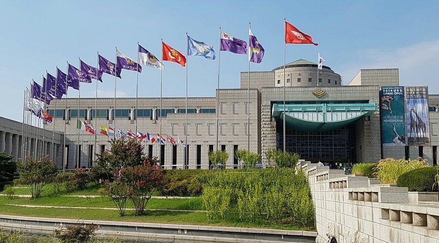 외국인 전용 서울 일일 투어 – 창덕궁, 전쟁기념관, 서울스카이